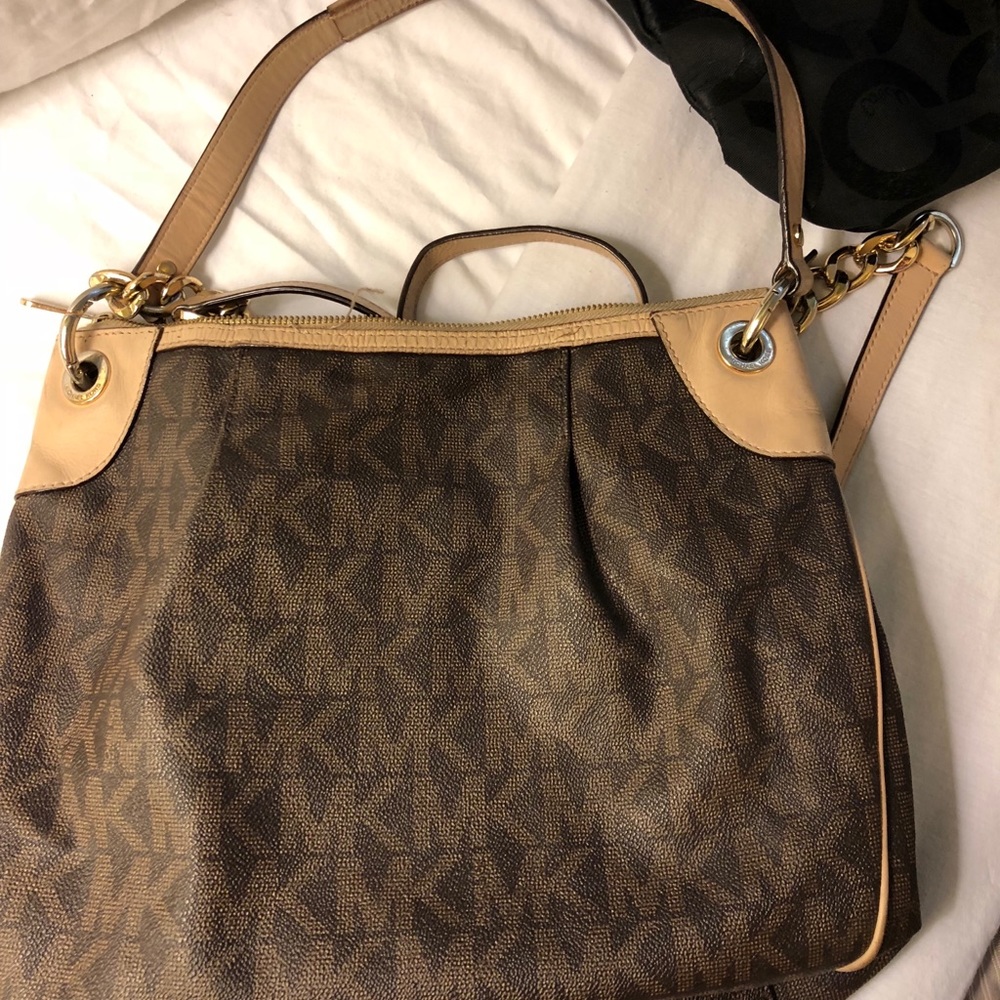 Authentic Leather Michael Kors Purse - Picture 2 of 4
